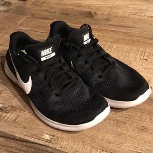 Women's Nike Free Running Shoes